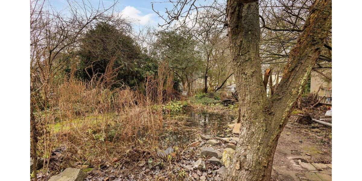 Städtisch im Grünen - Altbauwohnung mit großem Garten und viel Privatsphäre im Zweiparteienhaus! 3 zimmer