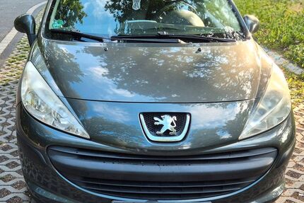 Peugeot 207 98.500 km 1.250 &euro; Duisburg 47279