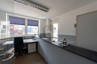 VIELSEITIGES OBJEKT MIT BÜRO UND WERKSTATT