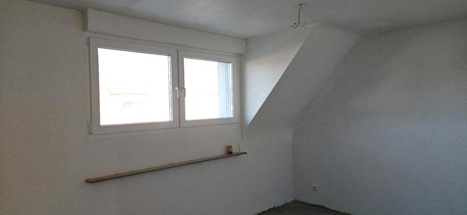 Etagenwohnung Dormagen Hackenbroich - 4 Zimmer, 84 m&sup2;, 1.200&euro; | Angebot:25370631