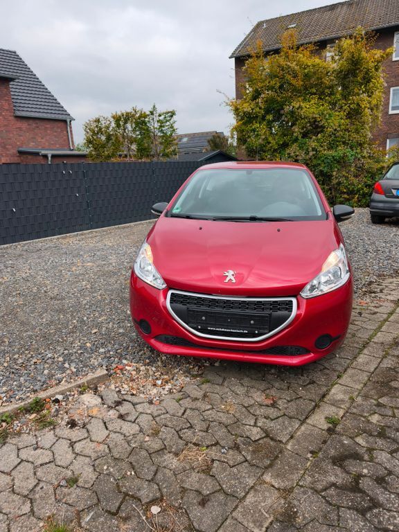 Peugeot 208 133.500 km 3.199 € Viersen 41747