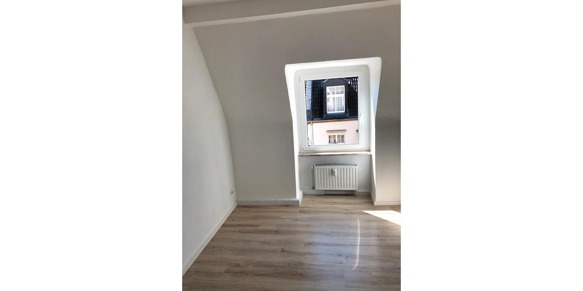 Eigentumswohnung mit Balkon und Blick auf die Nordbahntrasse 3 zimmer