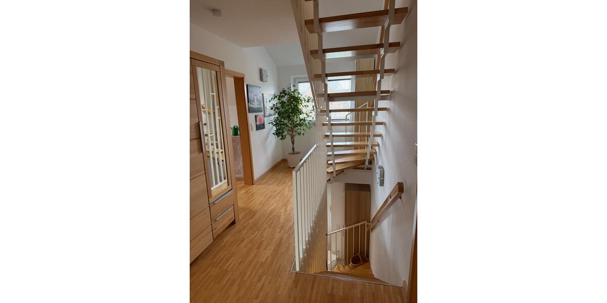 Einfamilienhaus Willich - 7 Zimmer, 199 m&sup2;, 2.250&euro; | Angebot:25268693