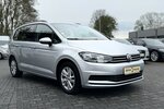 VW Touran 7-Sitze/Discover Pro/ACC/AHK/Automatik 110.000 km 24.490 € Mönchengladbach 41066
