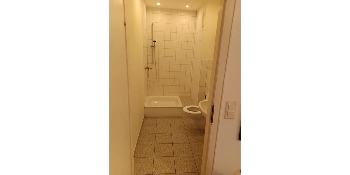 Dachgeschoßwohnung Dormagen Hackenbroich - 2 Zimmer, 62 m&sup2;, 850&euro; | Angebot:26327084