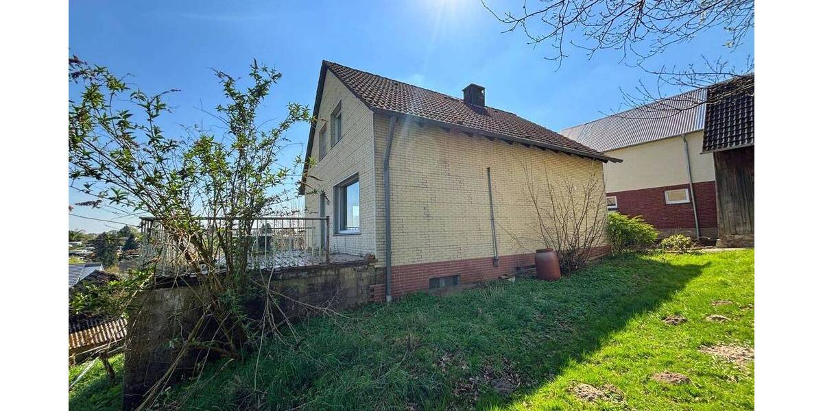 Ländliches Einfamilienhaus im Dornröschenschlaf 4 zimmer