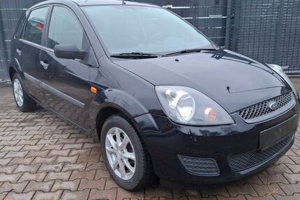 Ford Fiesta 222.000 km 1.399 &euro; Düsseldorf 40627
