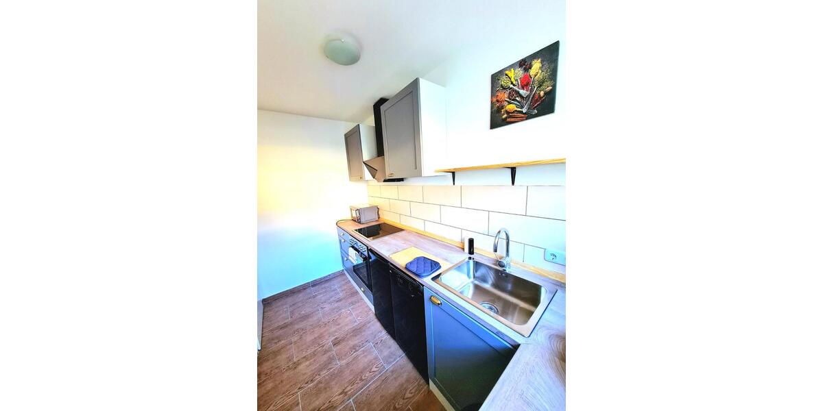 Derendorf: 1Zi. Whg. Kernsaniert, bezugsfertig mit Balkon 1 zimmer