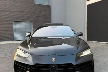 Lamborghini Urus 4.800 km 339.150 &euro; Düsseldorf 40231