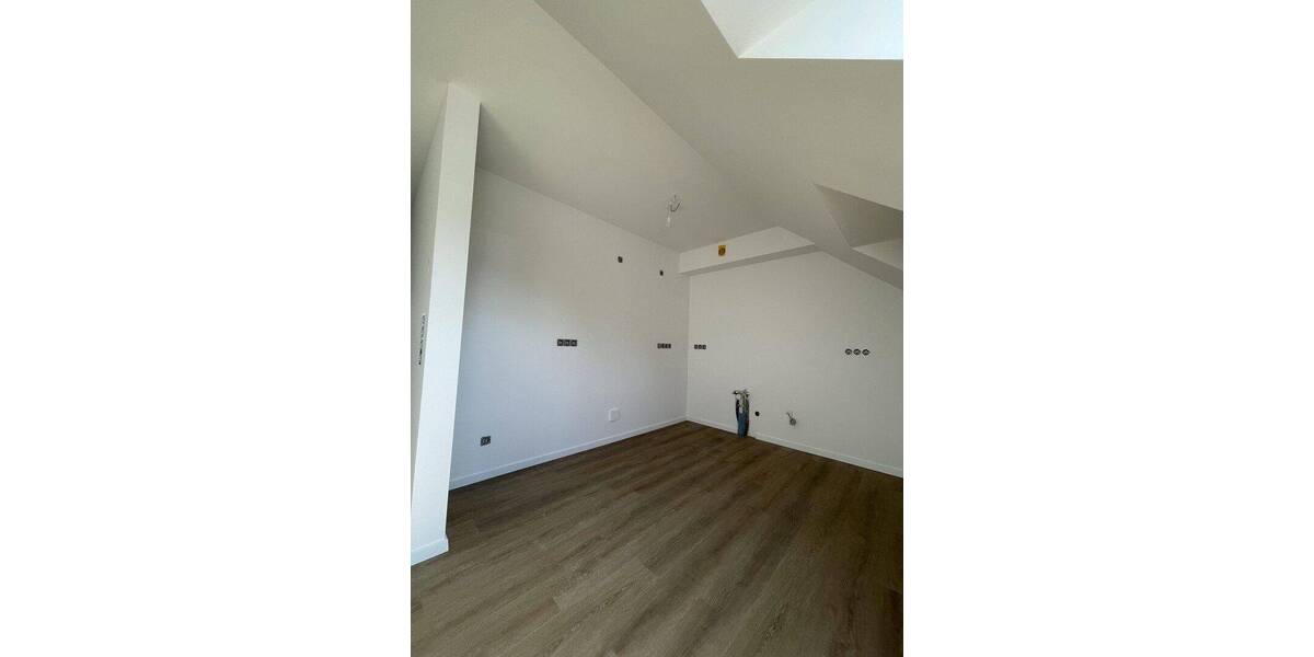 Etagenwohnung Kempen St. Hubert - 2 Zimmer, 72 m&sup2;, 1.000&euro; | Angebot:26914857