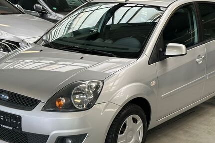 Ford Fiesta 139.000 km 2.990 € Korschenbroich-Glehn bei Düsseldorf 41352