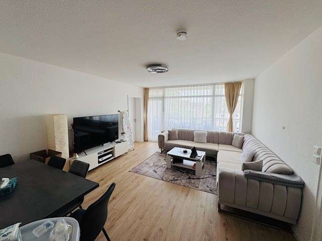 Wohnung zum Mieten in Krefeld 690 € 69 m²
