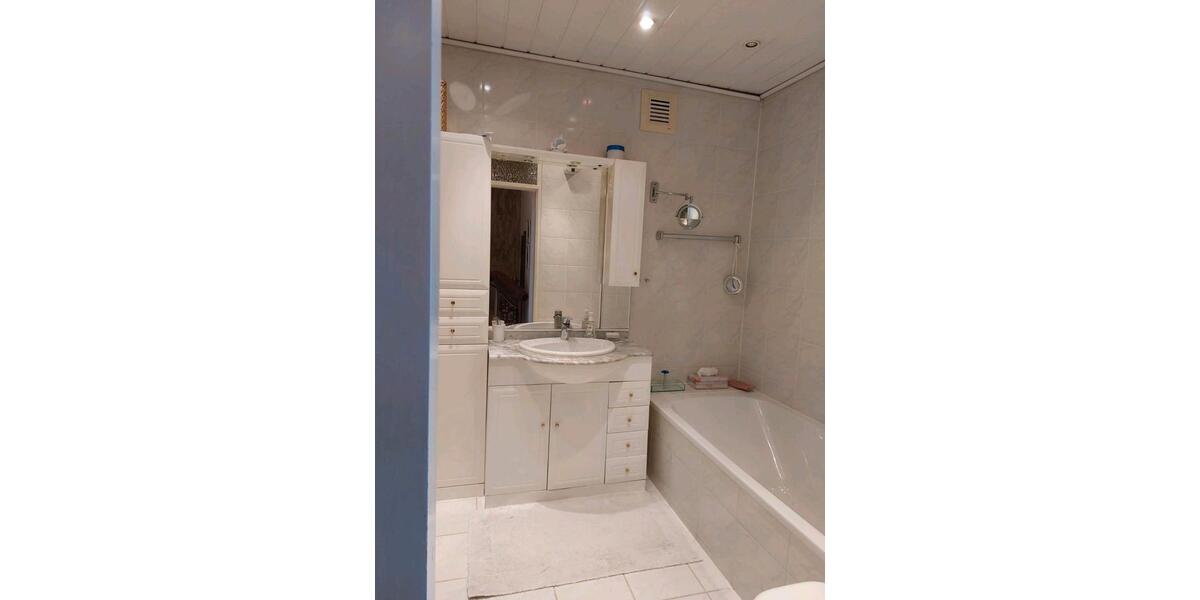 Reihenhaus Moers Schwafheim - 4 Zimmer, 106 m&sup2;, 320.000&euro; | Angebot:27285214