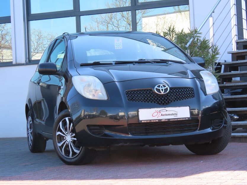 Toyota Yaris 198.120 km 1.900 € Neuss 41469