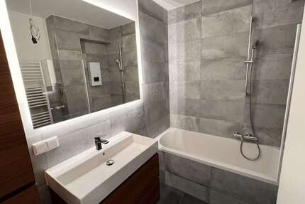 Wohnung Mettmann - 3 Zimmer, 77 m&sup2;, 1.000&euro; | Angebot:26916289