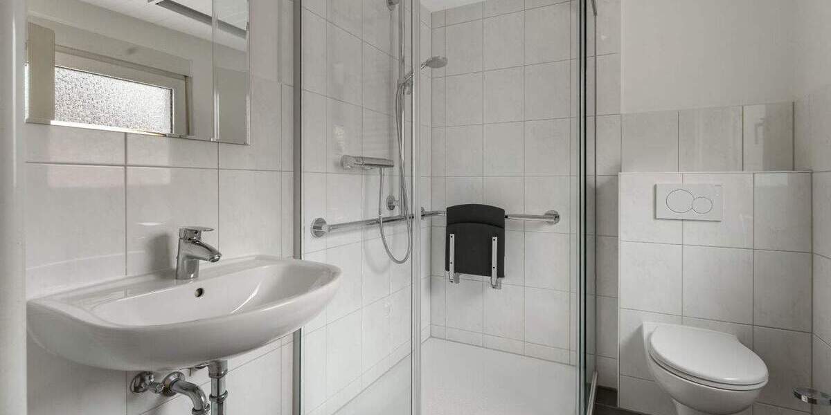 Doppelhaushälfte in Leverkusen Schlebusch zum Kernsanieren 2 zimmer