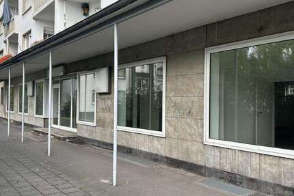 Einzelhandel in Duisburg 2.075 € 296.2 m² zimmer