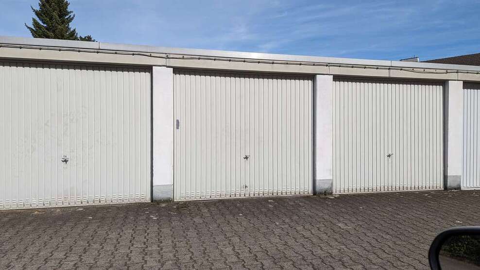 Garage zu vermieten in Leverkusen 80 €