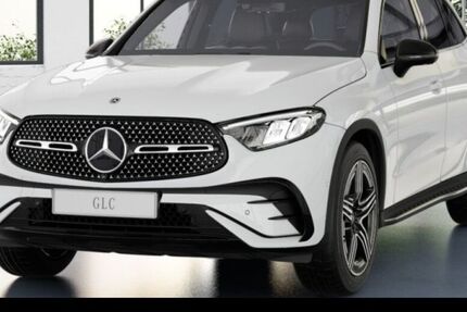 Mercedes-Benz GLC 200 9.900 km 54.490 &euro; Düsseldorf 40470