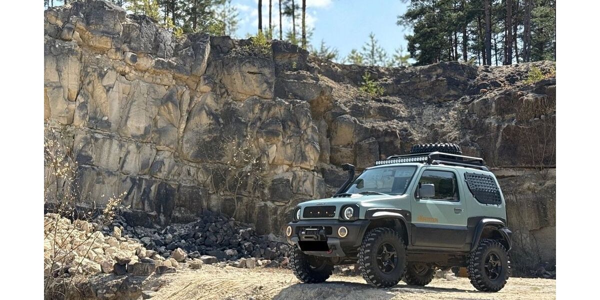 Suzuki Jimny 117.000 km 9.000 &euro; Wuppertal 42111
