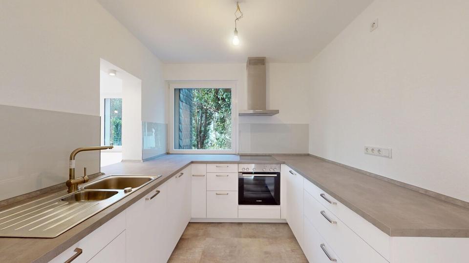 Naturnah wohnen: Lichtdurchflutete Terrassenwohnung mit Einbauküche und Garage! 3 zimmer