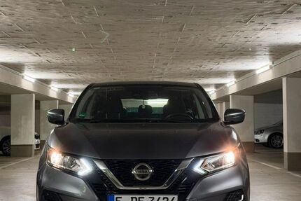 Nissan Qashqai 74.505 km 18.000 &euro; Düsseldorf 40472