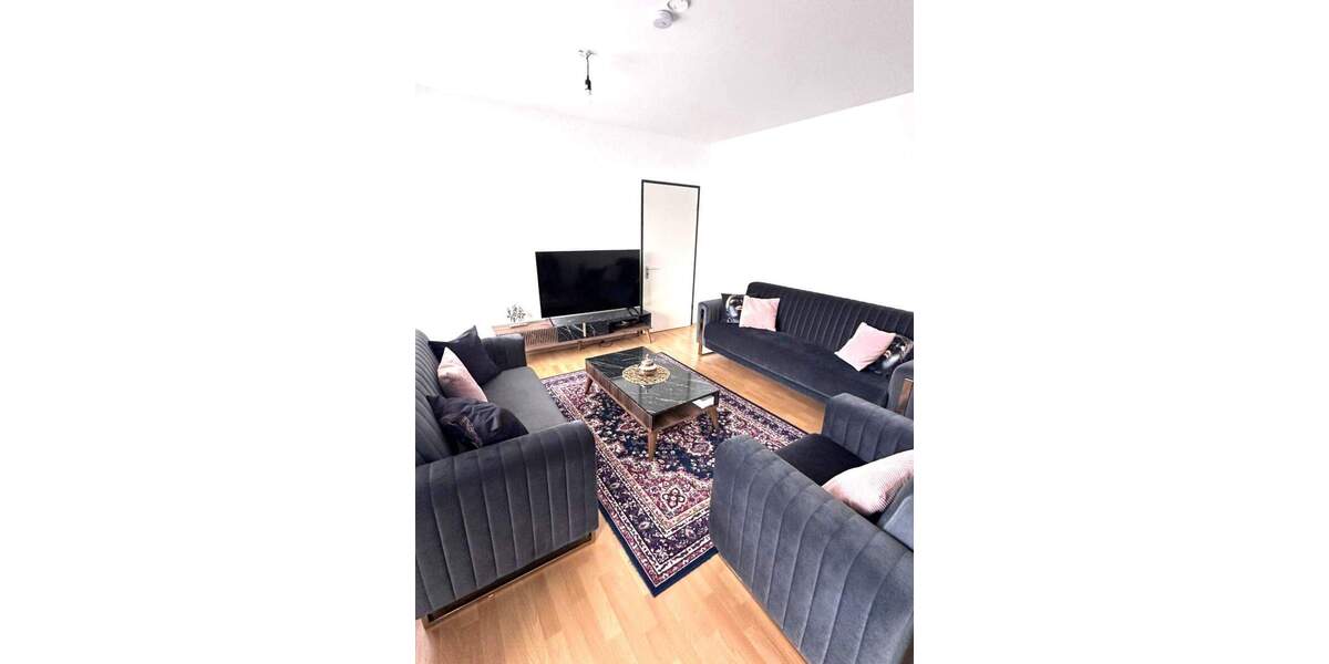 Etagenwohnung Mönchengladbach Rheydt - 2 Zimmer, 58 m&sup2;, 550&euro; | Angebot:25734274