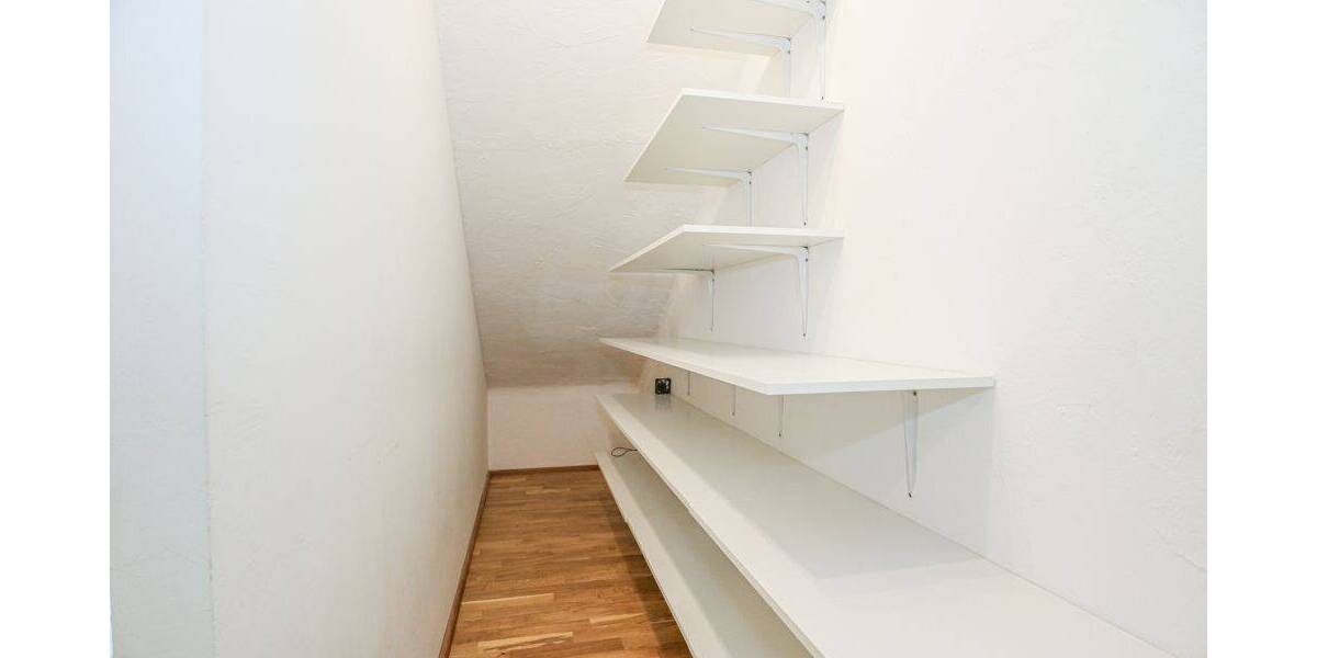 Etagenwohnung Neuss / Rosellen Rosellen - 2 Zimmer, 61 m&sup2;, 215.000&euro; | Angebot:26887021