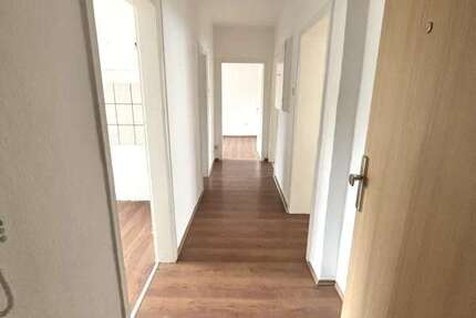 Wohnung Duisburg - 3 Zimmer, 62 m&sup2;, 379&euro; | Angebot:25830504