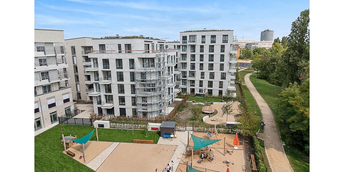 Familien aufgepasst: Großzügige 4-Zimmer-Wohnung mit Balkon und zwei Bädern (mietpreisgedämpft) 4 zimmer