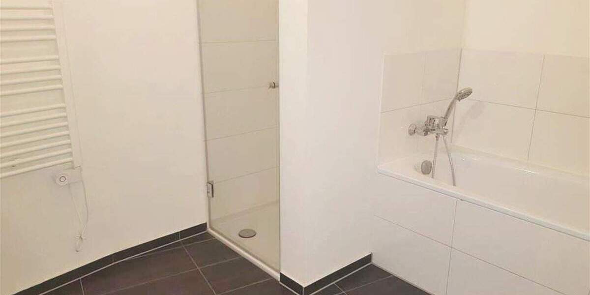 Etagenwohnung Mönchengladbach Stadtmitte - 3 Zimmer, 87 m&sup2;, 1.158&euro; | Angebot:25707467