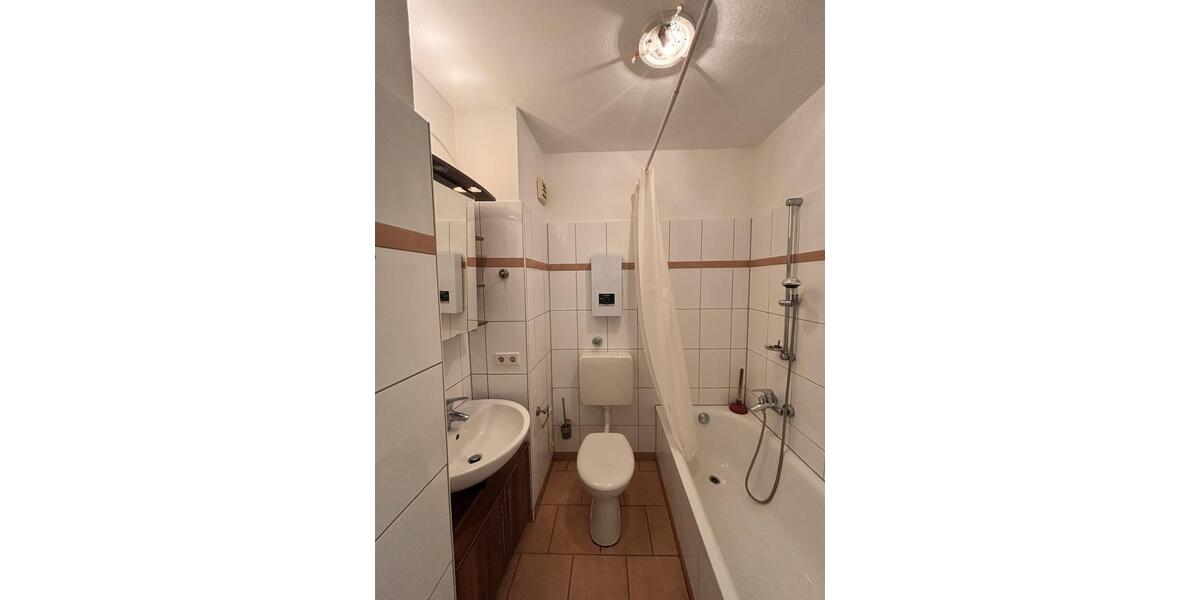 Etagenwohnung Düsseldorf Stadtbezirk 9 - 3 Zimmer, 62 m&sup2;, 830&euro; | Angebot:26426322