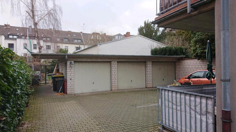 3 Zi Wohnung, Felbelstraße in Krefeld mit Garage u. Garten 3 zimmer
