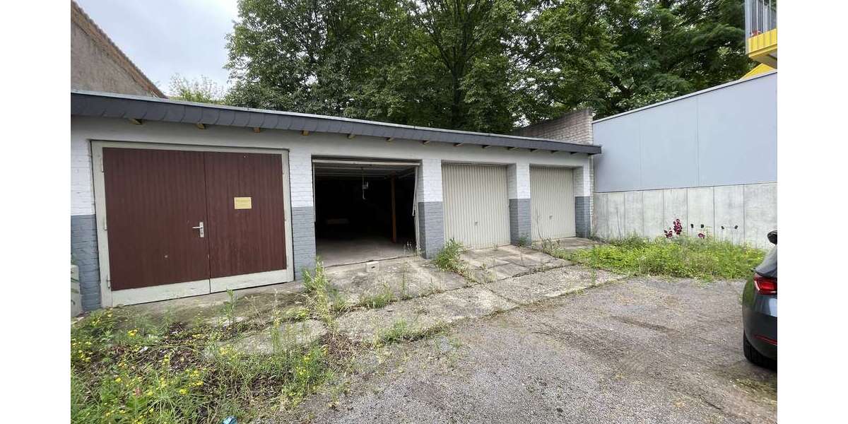 Garagen / Stellplätze Düsseldorf Lierenfeld - 130&euro; | Angebot:26745142