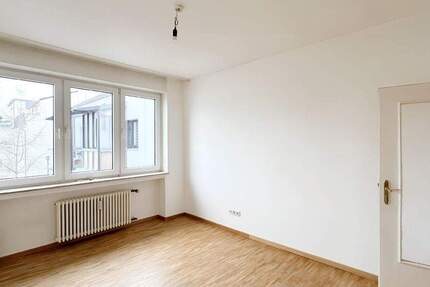 SANIERTE 2-ZIMMERWOHNUNG IN DER STADTMITTE ZU MIETEN! 2 zimmer