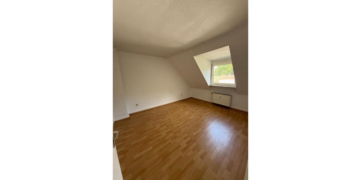 TOP ! Helle 2,5-Zimmer Wohnung in Duisburg Untermeiderich 2.5 zimmer