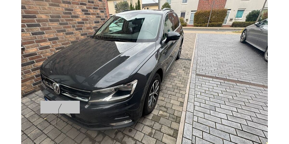 VW Tiguan 195.000 km 14.800 &euro; Neuss 41470