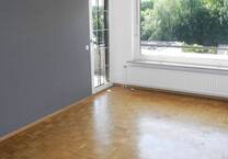 2,5 Zimmer mit Balkon und Garage in Top-Lage