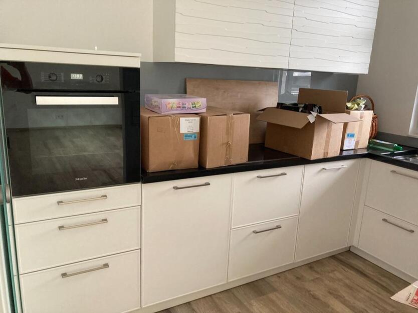 Moderne Penthouse Wohnung mit parkähnlichem Garten über 10.000qm