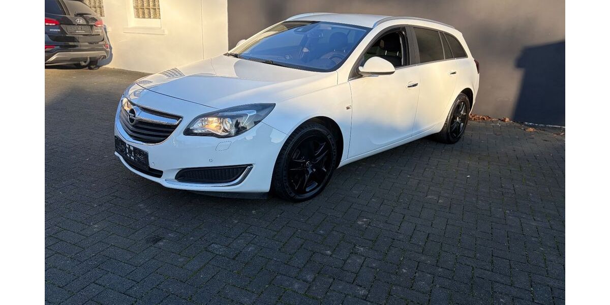 Opel Insignia 180.000 km 7.900 &euro; Solingen 42655