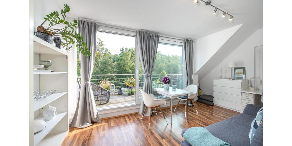 Dachgeschoßwohnung Düsseldorf Stadtbezirk 9 - 2 Zimmer, 60 m&sup2;, 1.200&euro; | Angebot:26060208