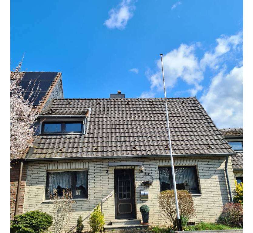 Haus zum Kaufen in Neuss 450.000 € 170 m²