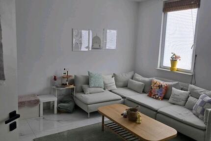 Wohnung Duisburg Mittelmeiderich - 3.5 Zimmer, 85 m&sup2;, 1.350&euro; | Angebot:25287098