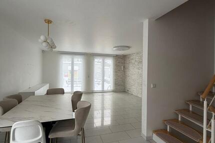 4 Zimmer & viel Platz: Einfamilienhaus in Velbert-Tönisheide zu vermieten 4 zimmer