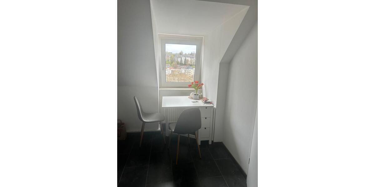 Dachgeschoßwohnung Wuppertal Elberfeld - 2 Zimmer, 60 m&sup2;, 650&euro; | Angebot:26190221