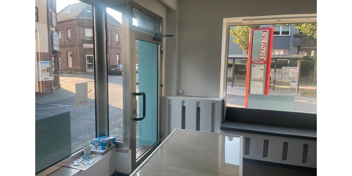 Eiscafé in Dormagen-Stürzelberg – Nähe Rhein zimmer