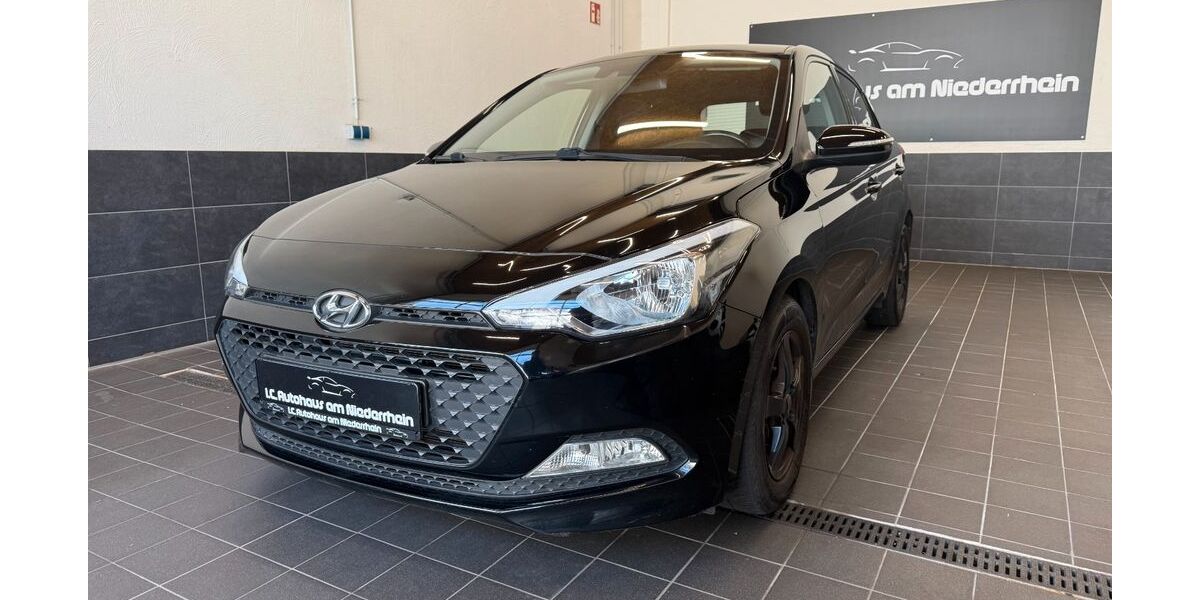Hyundai i20 110.395 km 10.900 &euro; Oberhausen 46117