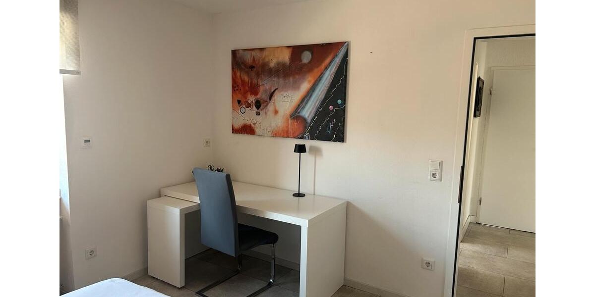 Etagenwohnung Tönisvorst - 2 Zimmer, 65 m&sup2;, 1.100&euro; | Angebot:25541321