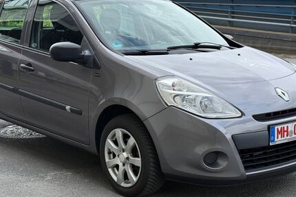 Renault Clio 115.000 km 4.300 &euro; Mülheim an der Ruhr 45479
