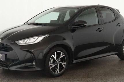 Toyota Yaris 23.800 km 21.484 &euro; Düsseldorf 40233